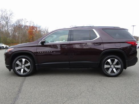 Used 2019 Chevrolet Traverse LT w/ LT Premium Package image 9