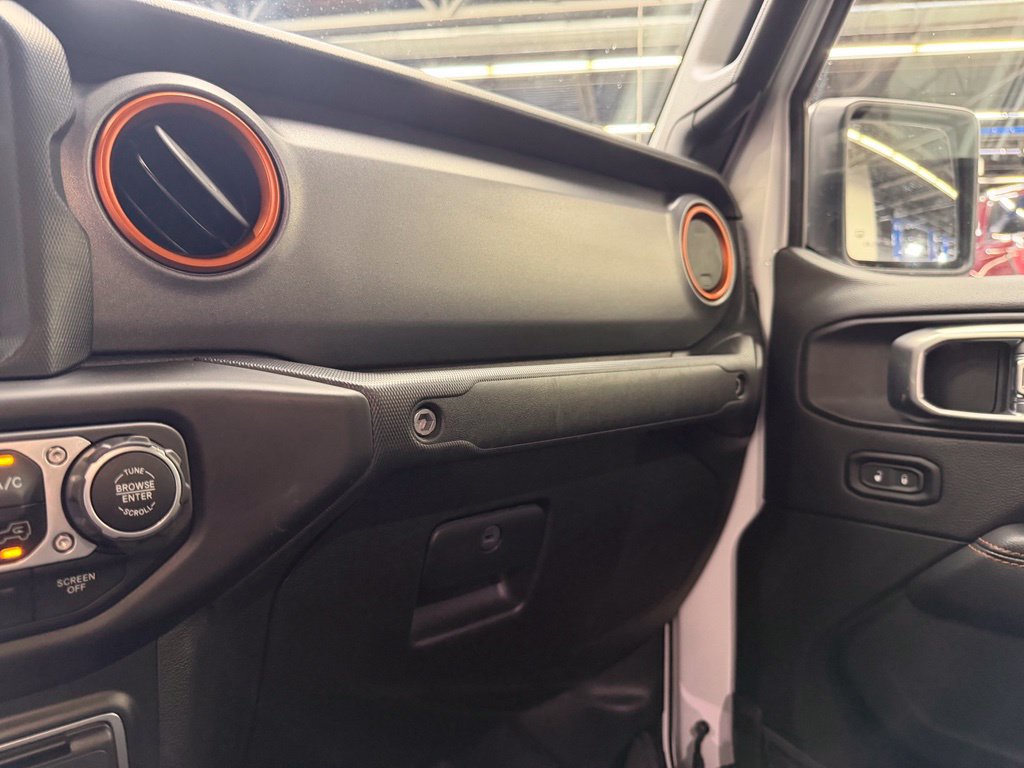 Used 2020 Jeep Gladiator Mojave AWD/4WD image 30