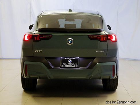 Used 2024 BMW X2 xDrive28i AWD/4WD image 7