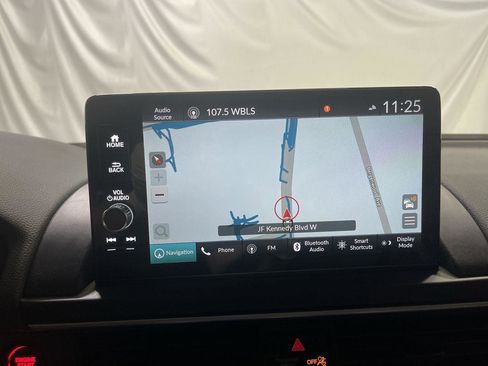 Used 2025 Honda Pilot Touring image 18