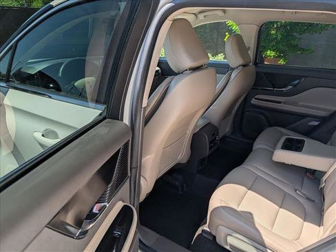 Certified 2022 Lincoln Corsair AWD w/ Equipment Group 101A image 25