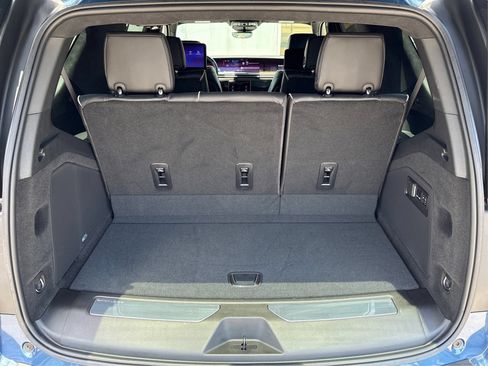 New 2026 Cadillac Escalade Platinum Sport AWD/4WD image 10