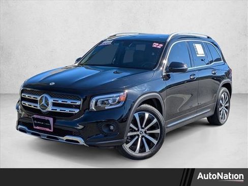 Used 2022 Mercedes-Benz GLB 250 image 1
