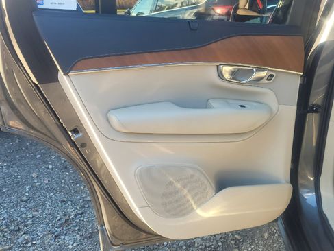 Used 2020 Volvo XC90 T6 Inscription w/ Protection Package Premier image 36