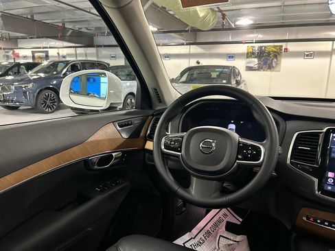 Used 2023 Volvo XC90 B6 Plus w/ Protection Package Premier AWD/4WD image 24