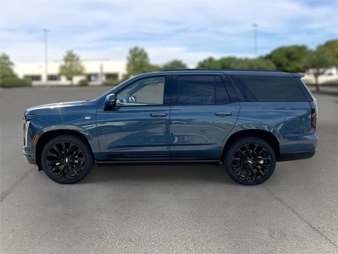 New 2025 Cadillac Escalade Sport Platinum w/ LPO, ONYX Package image 3