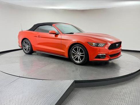 Used 2016 Ford Mustang Premium RWD image 39