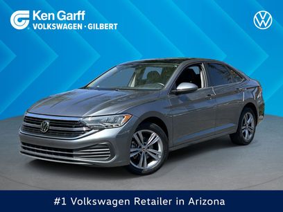 Used 2024 Volkswagen Jetta SE w/ Panoramic Sunroof Package