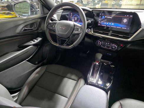 New 2026 Chevrolet Trax RS w/ Sunroof Package image 19