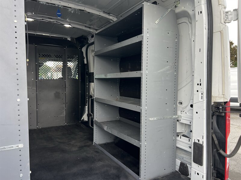 Used 2019 Ford Transit 250 130 Medium Roof RWD image 11