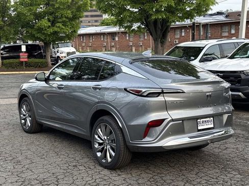 New 2026 Buick Envista Avenir FWD image 4
