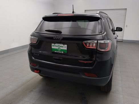 Used 2024 Jeep Compass Trailhawk AWD/4WD image 7