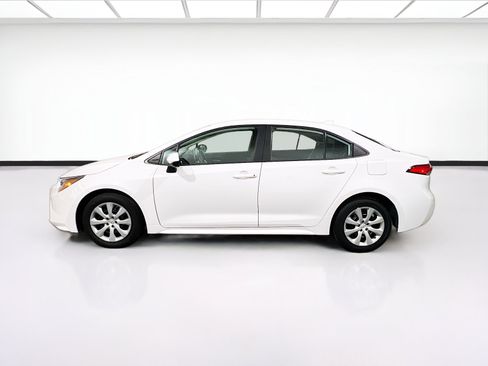 Used 2021 Toyota Corolla LE FWD image 21
