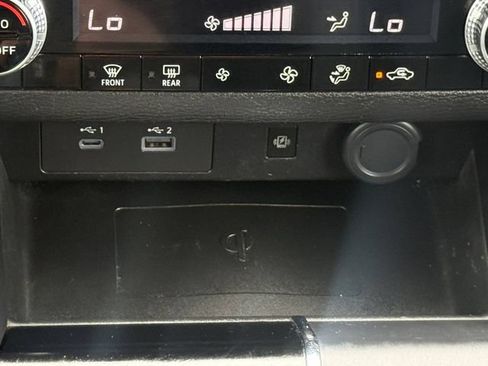 Used 2022 Mitsubishi Outlander SE FWD image 7