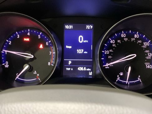 Used 2021 Toyota C-HR LE image 14