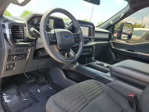 Used 2021 Ford F150 XL w/ STX Appearance Package RWD image 9
