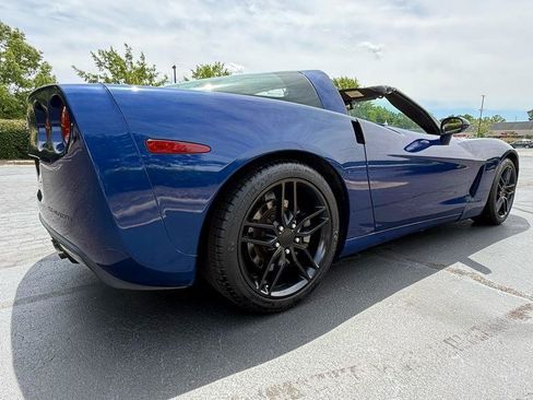 Used 2005 Chevrolet Corvette Coupe w/ Preferred Equipment Group RWD image 6