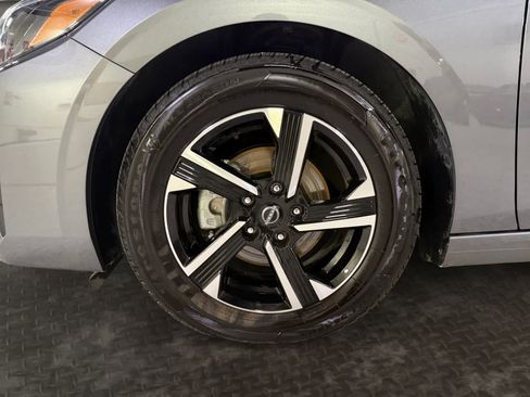 Used 2025 Nissan Sentra SV FWD image 21