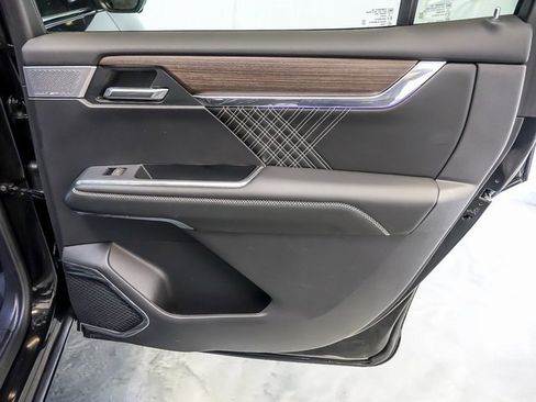 Certified 2024 GMC Acadia Denali w/ Super Cruise Package image 35