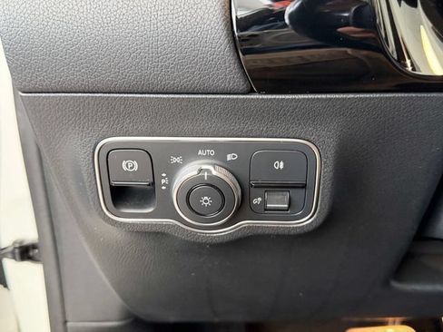 Certified 2022 Mercedes-Benz GLA 250 4MATIC image 20