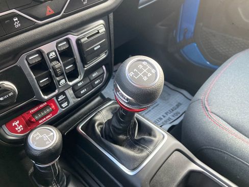 Used 2024 Jeep Gladiator Rubicon w/ Safety Group image 31