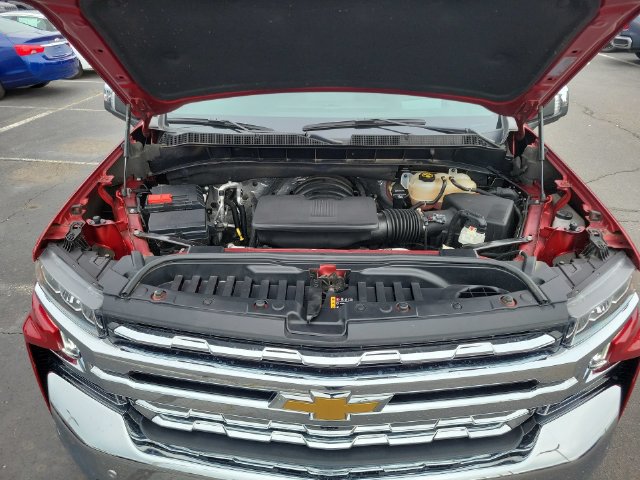 Certified 2022 Chevrolet Silverado 1500 LTZ w/ Technology Package AWD/4WD image 36