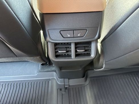 New 2026 Chevrolet Equinox ACTIV w/ Convenience Package III AWD/4WD image 21