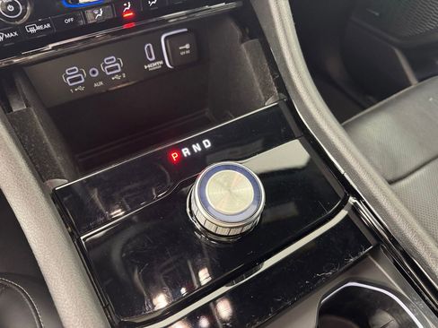 Used 2023 Jeep Grand Cherokee L Overland w/ Trailer Tow Group (B) image 21