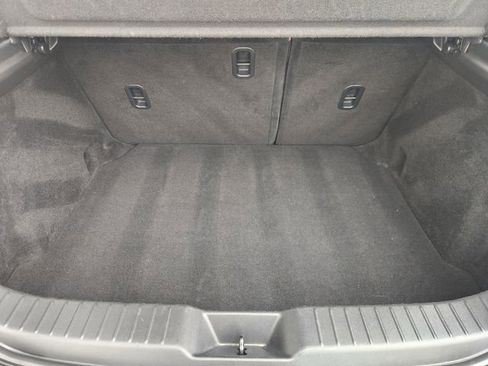 Used 2024 MAZDA MAZDA3 s image 31