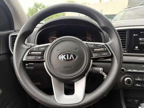 Used 2020 Kia Sportage LX AWD/4WD image 34