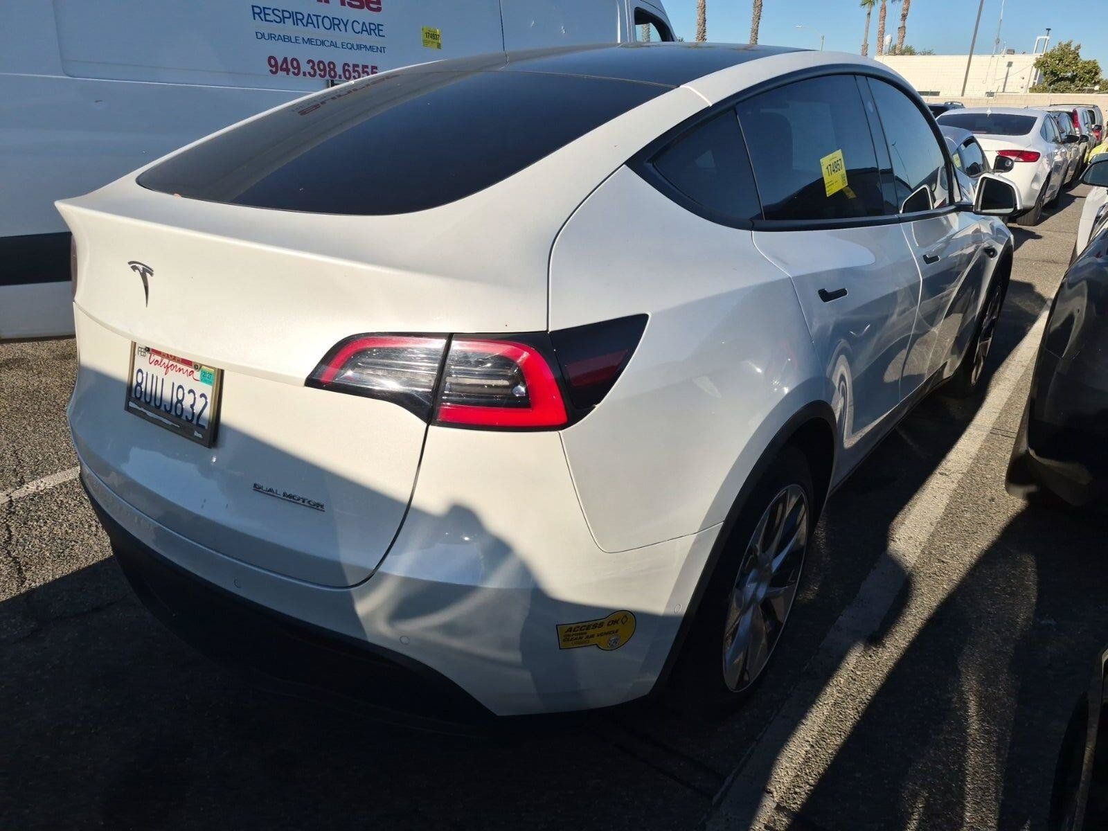 Used 2021 Tesla Model Y Long Range AWD/4WD image 4