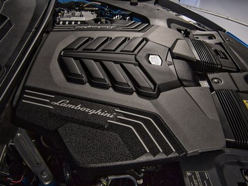 Used 2024 Lamborghini Urus Performante image 45