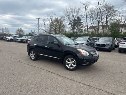Used 2011 Nissan Rogue SV image 23