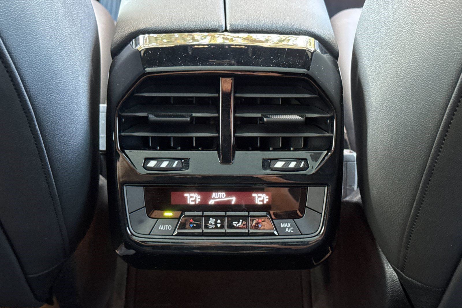 Certified 2024 BMW iX xDrive50 AWD/4WD image 16