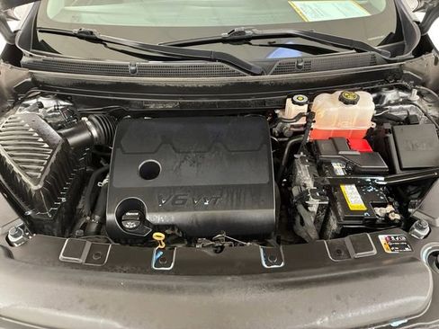 Used 2021 Buick Enclave Essence w/ Sound and Sites Package image 11