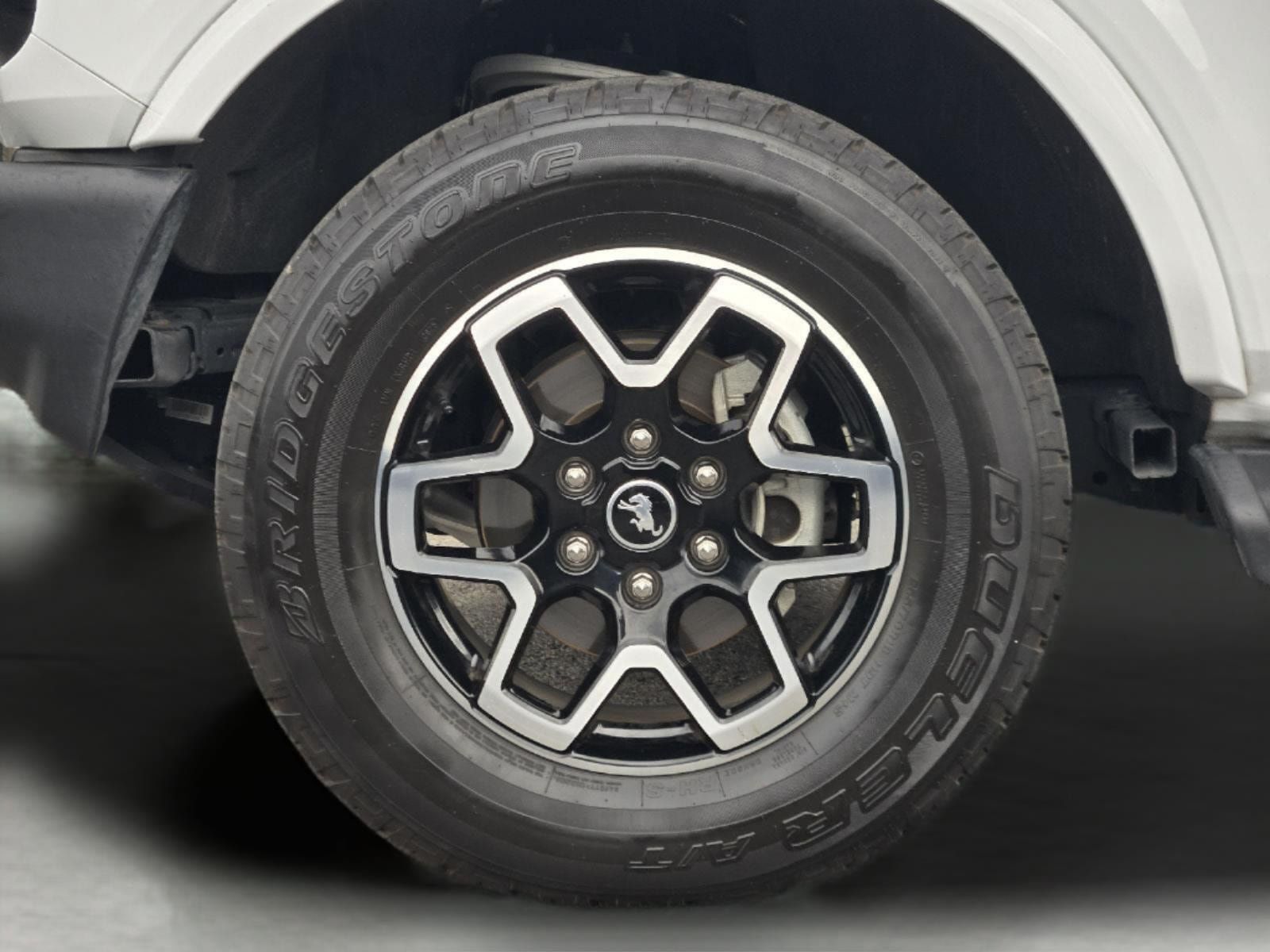 Used 2025 Ford Bronco Outer Banks AWD/4WD image 11