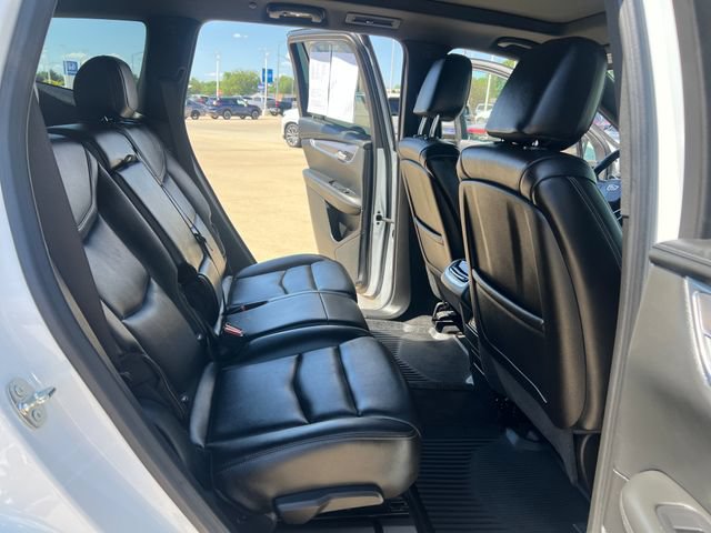 Certified 2024 Cadillac XT6 Luxury AWD/4WD image 16