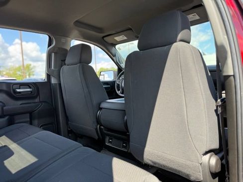 Used 2021 Chevrolet Silverado 1500 Custom Trail Boss w/ LPO, Dark Essentials Package AWD/4WD image 17