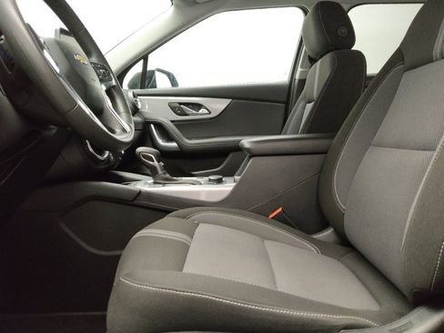 Used 2024 Chevrolet Blazer LT w/ Convenience Package FWD image 17