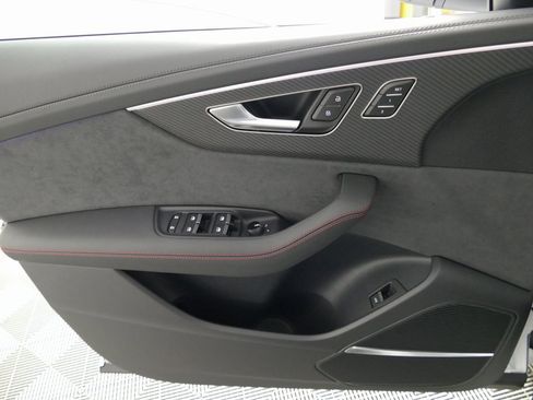 New 2026 Audi Q8 Prestige image 10