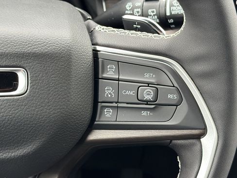 New 2026 Jeep Grand Cherokee L 2WD image 22