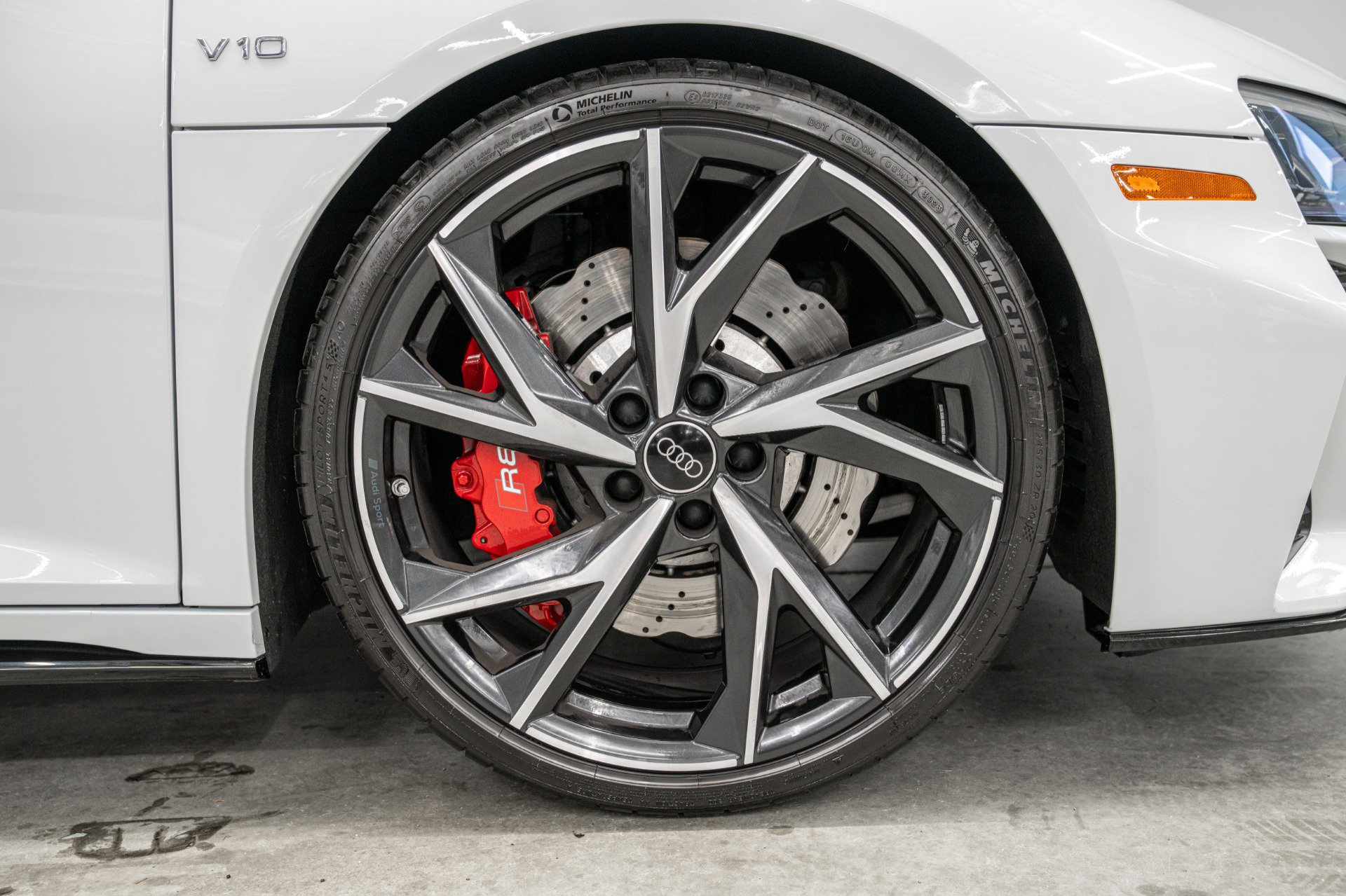 Used 2023 Audi R8 V10 performance RWD image 37