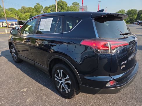 Used 2018 Toyota RAV4 LE w/ All Weather Liner Package AWD/4WD image 6
