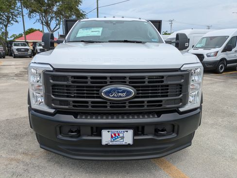 Certified 2024 Ford F550 4x4 Regular Cab Super Duty image 8