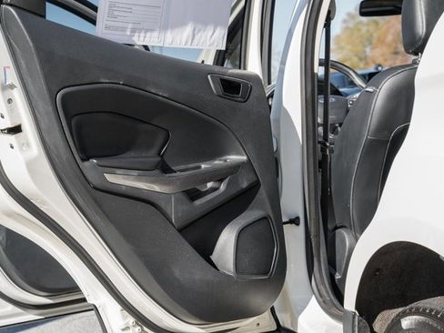 Used 2020 Ford EcoSport SES image 38