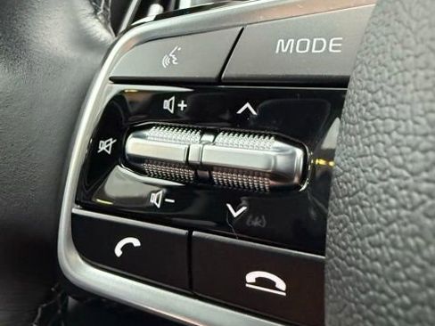Used 2023 Kia Sorento SX image 38
