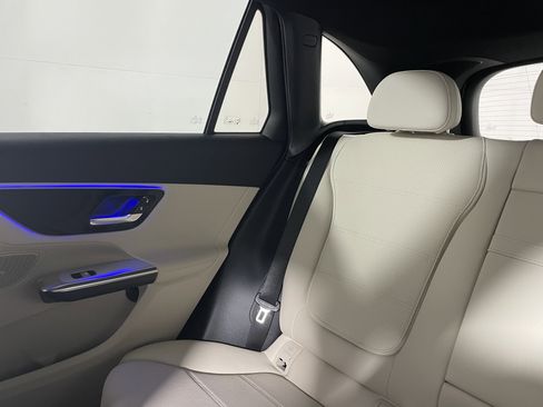 New 2026 Mercedes-Benz GLC 300 image 13