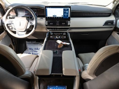 Used 2024 Lincoln Navigator L Reserve AWD/4WD image 44