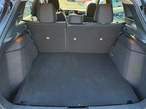 Certified 2025 Nissan Kicks SV image 24