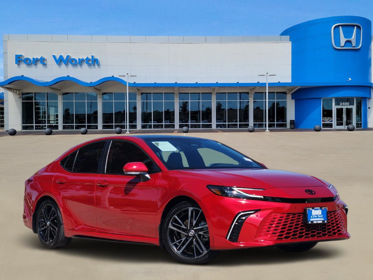 Used 2025 Toyota Camry XSE w/ Premium Plus Package FWD image 1